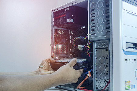 指尖穿梭，網絡連接 淺談電腦維修與計算機網絡工程服務